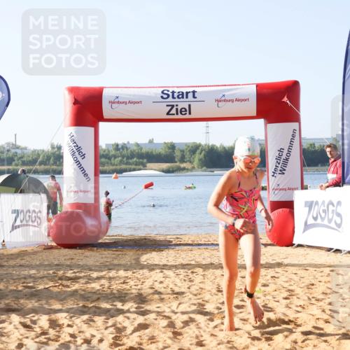 01.09.2024 - 17. Tribühne Triathlon Luisa Fischer http://msf.ph/oto/6921742 01.09.2024 09:04:18 Schwimmen 24, 1488 meine-sportfotos.de