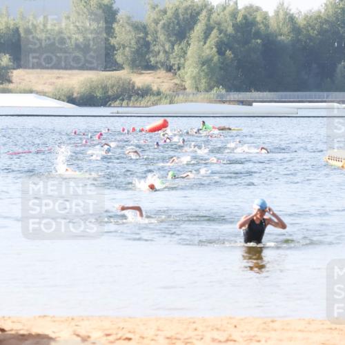 01.09.2024 - 17. Tribühne Triathlon Luisa Fischer http://msf.ph/oto/6921797 01.09.2024 09:28:25 Schwimmen 117 meine-sportfotos.de