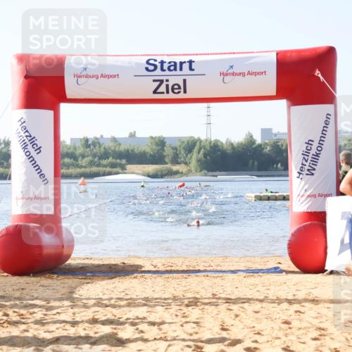 01.09.2024 - 17. Tribühne Triathlon Luisa Fischer http://msf.ph/oto/6921906 01.09.2024 09:28:43 Schwimmen 72, 117 meine-sportfotos.de