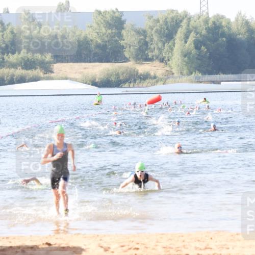 01.09.2024 - 17. Tribühne Triathlon Luisa Fischer http://msf.ph/oto/6921978 01.09.2024 09:29:00 Schwimmen 57, 111, 134 meine-sportfotos.de