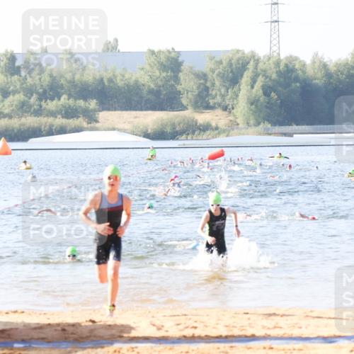 01.09.2024 - 17. Tribühne Triathlon Luisa Fischer http://msf.ph/oto/6921989 01.09.2024 09:29:02 Schwimmen 57, 94, 111, 134 meine-sportfotos.de
