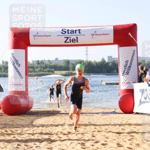 01.09.2024 - 17. Tribühne Triathlon Luisa Fischer http://msf.ph/oto/6922012 01.09.2024 09:29:05 Schwimmen 94, 111, 134, 135 meine-sportfotos.de