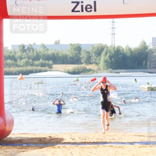 01.09.2024 - 17. Tribühne Triathlon Luisa Fischer http://msf.ph/oto/6922091 01.09.2024 09:29:23 Schwimmen 71, 89, 114, 135 meine-sportfotos.de