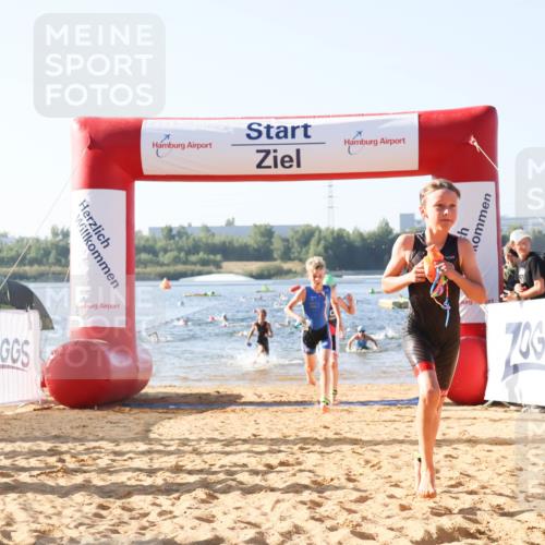 01.09.2024 - 17. Tribühne Triathlon Luisa Fischer http://msf.ph/oto/6922143 01.09.2024 09:29:31 Schwimmen 71, 89, 114, 119, 131, 132 meine-sportfotos.de