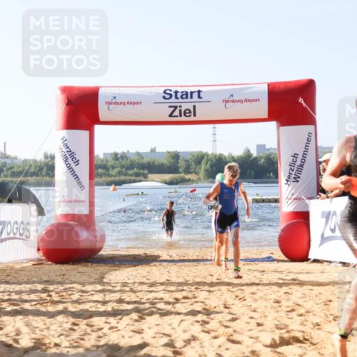 01.09.2024 - 17. Tribühne Triathlon Luisa Fischer http://msf.ph/oto/6922145 01.09.2024 09:29:32 Schwimmen 71, 89, 114, 119, 131, 132 meine-sportfotos.de