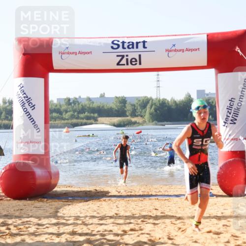 01.09.2024 - 17. Tribühne Triathlon Luisa Fischer http://msf.ph/oto/6922149 01.09.2024 09:29:33 Schwimmen 71, 89, 114, 119, 131, 132 meine-sportfotos.de