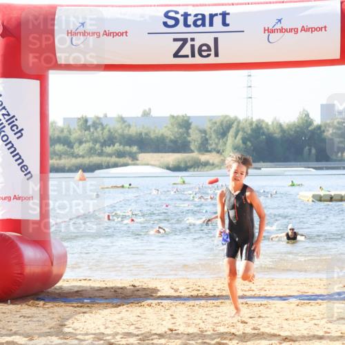 01.09.2024 - 17. Tribühne Triathlon Luisa Fischer http://msf.ph/oto/6922161 01.09.2024 09:29:36 Schwimmen 67, 71, 89, 119, 131, 132 meine-sportfotos.de