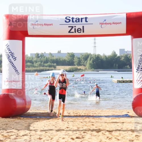 01.09.2024 - 17. Tribühne Triathlon Luisa Fischer http://msf.ph/oto/6922243 01.09.2024 09:29:47 Schwimmen 67, 90, 106, 130, 132, 133 meine-sportfotos.de