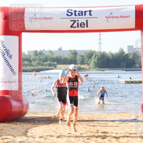 01.09.2024 - 17. Tribühne Triathlon Luisa Fischer http://msf.ph/oto/6922245 01.09.2024 09:29:48 Schwimmen 67, 90, 106, 130, 132, 133 meine-sportfotos.de