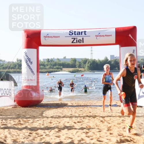 01.09.2024 - 17. Tribühne Triathlon Luisa Fischer http://msf.ph/oto/6922282 01.09.2024 09:29:54 Schwimmen 66, 67, 90, 106, 110, 125, 130, 133 meine-sportfotos.de