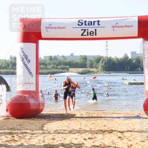 01.09.2024 - 17. Tribühne Triathlon Luisa Fischer http://msf.ph/oto/6922293 01.09.2024 09:29:56 Schwimmen 62, 66, 84, 90, 106, 110, 125, 130, 133 meine-sportfotos.de