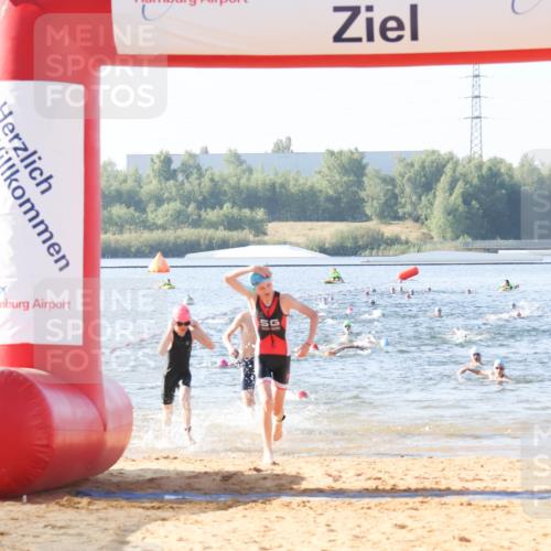01.09.2024 - 17. Tribühne Triathlon Luisa Fischer http://msf.ph/oto/6922353 01.09.2024 09:30:13 Schwimmen 62, 65, 68, 79, 84, 103, 112 meine-sportfotos.de