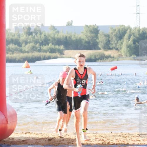 01.09.2024 - 17. Tribühne Triathlon Luisa Fischer http://msf.ph/oto/6922358 01.09.2024 09:30:15 Schwimmen 65, 68, 79, 103, 112 meine-sportfotos.de
