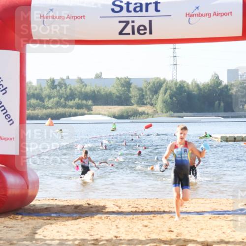 01.09.2024 - 17. Tribühne Triathlon Luisa Fischer http://msf.ph/oto/6922393 01.09.2024 09:30:25 Schwimmen 63, 65, 68, 96, 103, 112, 127 meine-sportfotos.de