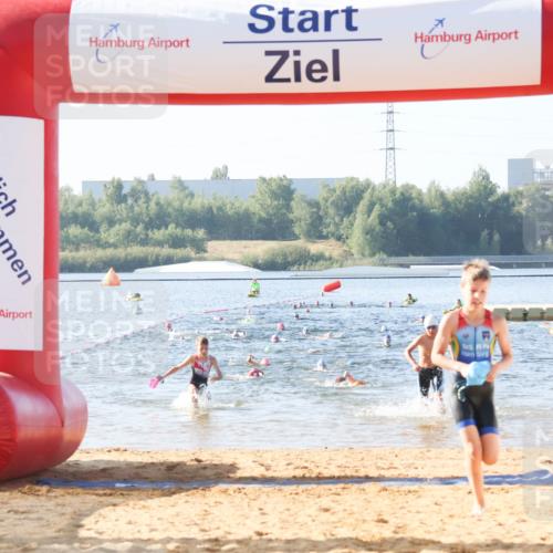 01.09.2024 - 17. Tribühne Triathlon Luisa Fischer http://msf.ph/oto/6922395 01.09.2024 09:30:26 Schwimmen 63, 68, 96, 103, 112, 127 meine-sportfotos.de
