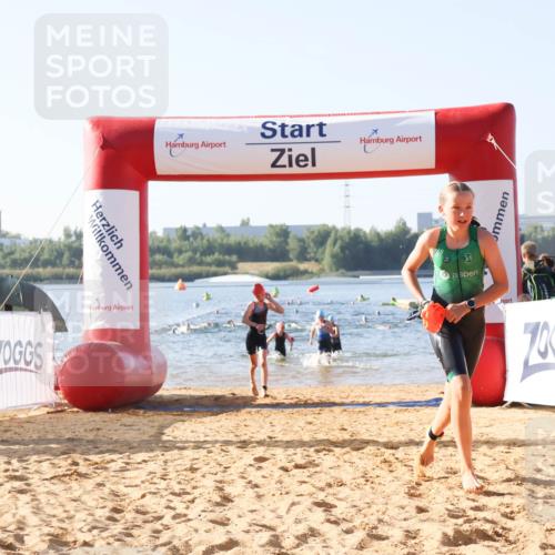 01.09.2024 - 17. Tribühne Triathlon Luisa Fischer http://msf.ph/oto/6922435 01.09.2024 09:30:40 Schwimmen 63, 83, 85, 99, 100, 124, 127 meine-sportfotos.de