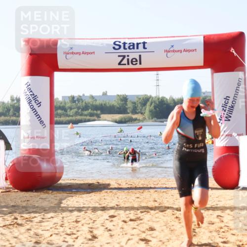 01.09.2024 - 17. Tribühne Triathlon Luisa Fischer http://msf.ph/oto/6922465 01.09.2024 09:30:50 Schwimmen 83, 85, 88, 99, 100 meine-sportfotos.de