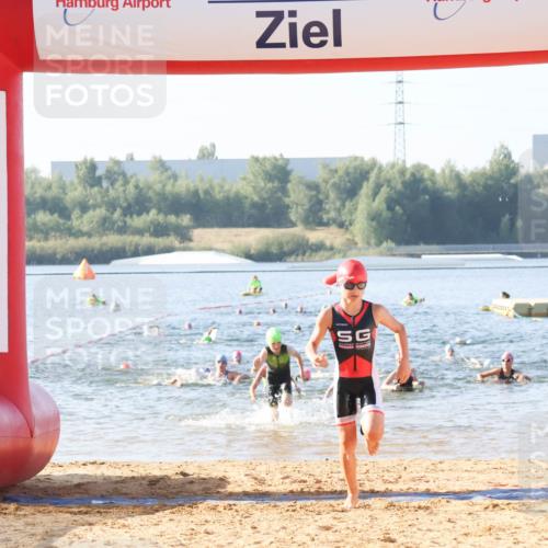 01.09.2024 - 17. Tribühne Triathlon Luisa Fischer http://msf.ph/oto/6922476 01.09.2024 09:30:54 Schwimmen 70, 83, 88, 92, 99, 100, 136 meine-sportfotos.de