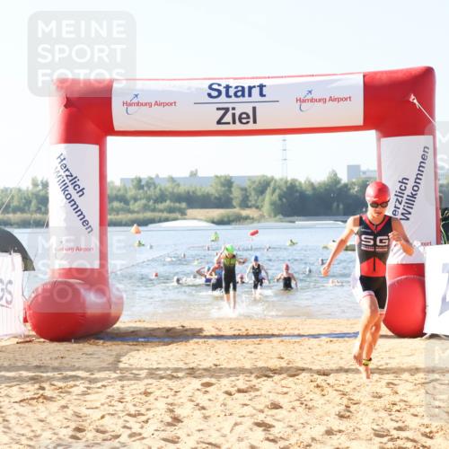 01.09.2024 - 17. Tribühne Triathlon Luisa Fischer http://msf.ph/oto/6922481 01.09.2024 09:30:56 Schwimmen 70, 83, 88, 92, 100, 113, 136 meine-sportfotos.de