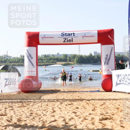 01.09.2024 - 17. Tribühne Triathlon Luisa Fischer http://msf.ph/oto/6922485 01.09.2024 09:30:57 Schwimmen 70, 81, 88, 92, 100, 113, 136 meine-sportfotos.de