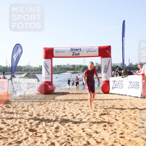 01.09.2024 - 17. Tribühne Triathlon Luisa Fischer http://msf.ph/oto/6922541 01.09.2024 09:31:12 Schwimmen 58, 70, 75, 77, 78, 81, 86, 87, 97, 104, 113, 128, 129, 136 meine-sportfotos.de