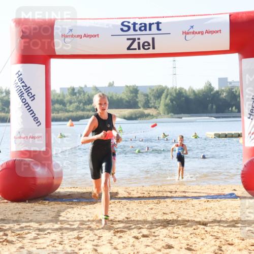 01.09.2024 - 17. Tribühne Triathlon Luisa Fischer http://msf.ph/oto/6922570 01.09.2024 09:31:17 Schwimmen 58, 75, 77, 78, 87, 97, 104, 128, 129 meine-sportfotos.de