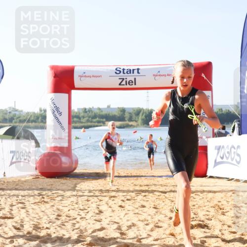 01.09.2024 - 17. Tribühne Triathlon Luisa Fischer http://msf.ph/oto/6922577 01.09.2024 09:31:19 Schwimmen 58, 75, 77, 87, 97, 129 meine-sportfotos.de