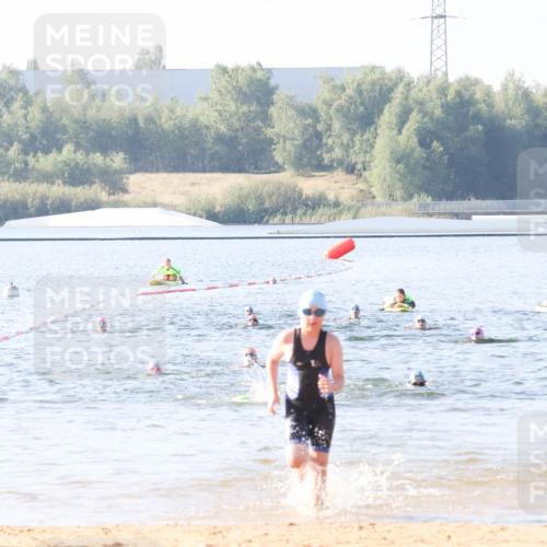 01.09.2024 - 17. Tribühne Triathlon Luisa Fischer http://msf.ph/oto/6922602 01.09.2024 09:31:29 Schwimmen 87, 122 meine-sportfotos.de