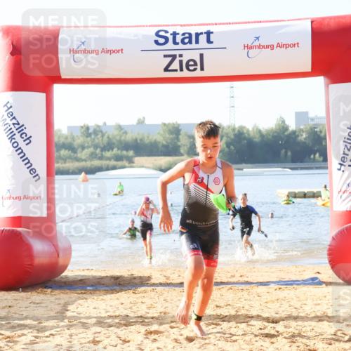 01.09.2024 - 17. Tribühne Triathlon Luisa Fischer http://msf.ph/oto/6922666 01.09.2024 09:31:47 Schwimmen 91, 116, 121 meine-sportfotos.de