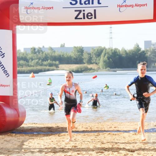 01.09.2024 - 17. Tribühne Triathlon Luisa Fischer http://msf.ph/oto/6922686 01.09.2024 09:31:50 Schwimmen 91, 102, 116, 121 meine-sportfotos.de