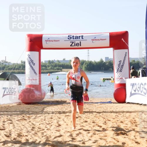 01.09.2024 - 17. Tribühne Triathlon Luisa Fischer http://msf.ph/oto/6922696 01.09.2024 09:31:52 Schwimmen 91, 102, 116, 121, 123 meine-sportfotos.de