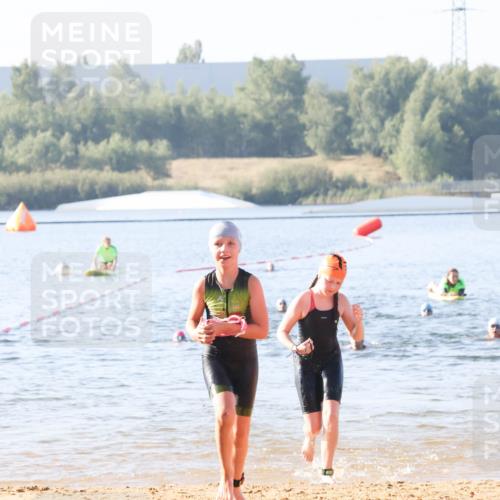 01.09.2024 - 17. Tribühne Triathlon Luisa Fischer http://msf.ph/oto/6922711 01.09.2024 09:31:56 Schwimmen 102, 116, 121, 123 meine-sportfotos.de