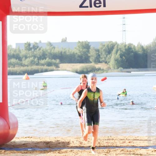 01.09.2024 - 17. Tribühne Triathlon Luisa Fischer http://msf.ph/oto/6922716 01.09.2024 09:31:57 Schwimmen 102, 116, 121, 123 meine-sportfotos.de