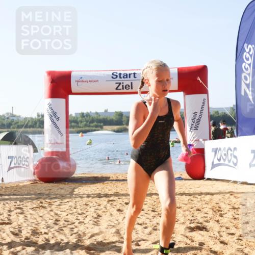 01.09.2024 - 17. Tribühne Triathlon Luisa Fischer http://msf.ph/oto/6922790 01.09.2024 09:32:17 Schwimmen 95 meine-sportfotos.de