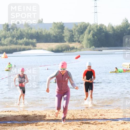 01.09.2024 - 17. Tribühne Triathlon Luisa Fischer http://msf.ph/oto/6922821 01.09.2024 09:32:26 Schwimmen 59, 74, 126 meine-sportfotos.de