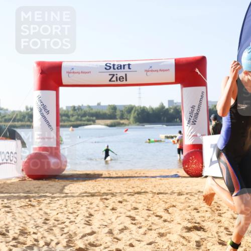 01.09.2024 - 17. Tribühne Triathlon Luisa Fischer http://msf.ph/oto/6922940 01.09.2024 09:32:51 Schwimmen 69, 80, 120 meine-sportfotos.de
