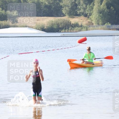 01.09.2024 - 17. Tribühne Triathlon Luisa Fischer http://msf.ph/oto/6923000 01.09.2024 09:33:55 Schwimmen 101 meine-sportfotos.de