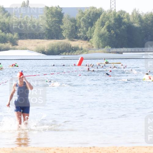 01.09.2024 - 17. Tribühne Triathlon Luisa Fischer http://msf.ph/oto/6923068 01.09.2024 10:03:15 Schwimmen 146 meine-sportfotos.de