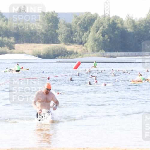 01.09.2024 - 17. Tribühne Triathlon Luisa Fischer http://msf.ph/oto/6923122 01.09.2024 10:03:53 Schwimmen 155 meine-sportfotos.de