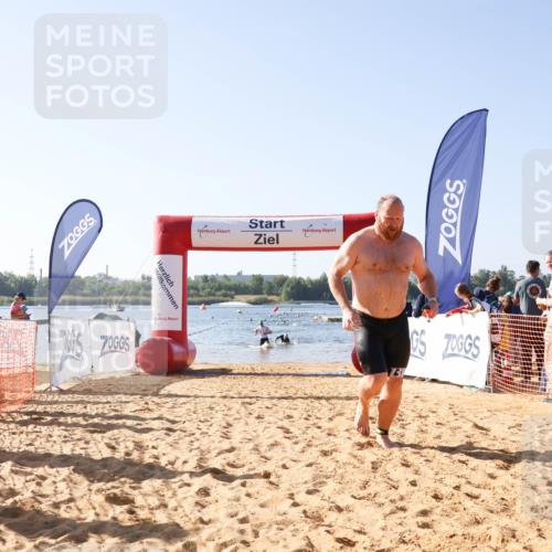 01.09.2024 - 17. Tribühne Triathlon Luisa Fischer http://msf.ph/oto/6923182 01.09.2024 10:04:04 Schwimmen 153, 155, 1075 meine-sportfotos.de