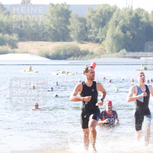 01.09.2024 - 17. Tribühne Triathlon Luisa Fischer http://msf.ph/oto/6923308 01.09.2024 10:04:46 Schwimmen 140, 152, 1062 meine-sportfotos.de