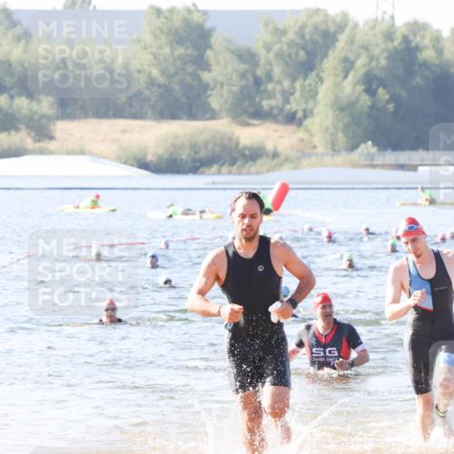01.09.2024 - 17. Tribühne Triathlon Luisa Fischer http://msf.ph/oto/6923310 01.09.2024 10:04:46 Schwimmen 140, 152, 1062 meine-sportfotos.de