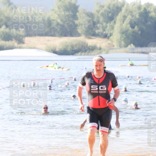 01.09.2024 - 17. Tribühne Triathlon Luisa Fischer http://msf.ph/oto/6923362 01.09.2024 10:04:55 Schwimmen 140, 143, 1062 meine-sportfotos.de