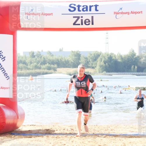 01.09.2024 - 17. Tribühne Triathlon Luisa Fischer http://msf.ph/oto/6923374 01.09.2024 10:04:58 Schwimmen 140, 143, 147, 150, 1062 meine-sportfotos.de
