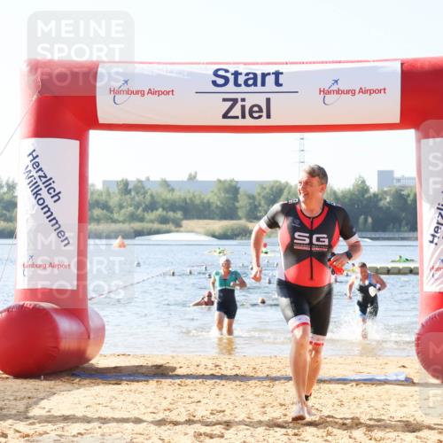 01.09.2024 - 17. Tribühne Triathlon Luisa Fischer http://msf.ph/oto/6923385 01.09.2024 10:05:00 Schwimmen 143, 147, 150, 1062 meine-sportfotos.de