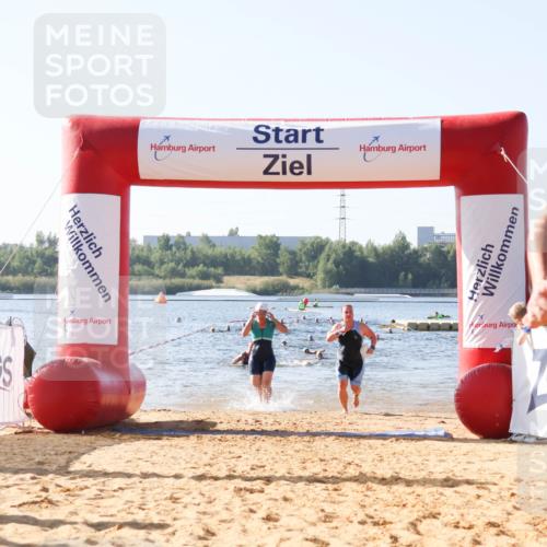 01.09.2024 - 17. Tribühne Triathlon Luisa Fischer http://msf.ph/oto/6923397 01.09.2024 10:05:02 Schwimmen 143, 147, 150 meine-sportfotos.de