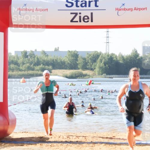 01.09.2024 - 17. Tribühne Triathlon Luisa Fischer http://msf.ph/oto/6923411 01.09.2024 10:05:05 Schwimmen 143, 147, 150 meine-sportfotos.de