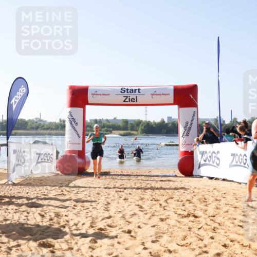 01.09.2024 - 17. Tribühne Triathlon Luisa Fischer http://msf.ph/oto/6923420 01.09.2024 10:05:07 Schwimmen 143, 147, 150, 1074, 1077 meine-sportfotos.de
