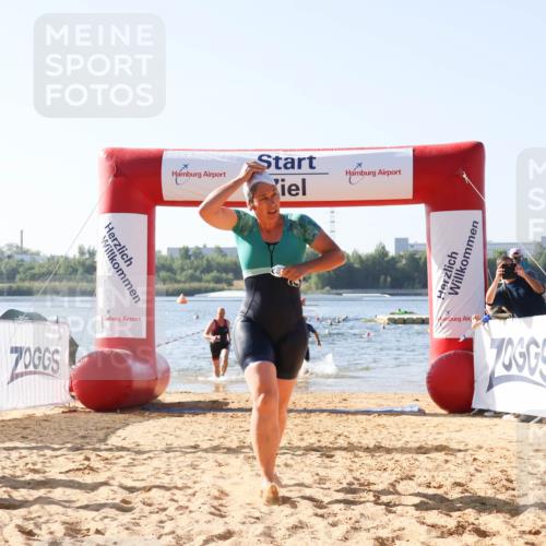 01.09.2024 - 17. Tribühne Triathlon Luisa Fischer http://msf.ph/oto/6923433 01.09.2024 10:05:10 Schwimmen 147, 150, 1074, 1077 meine-sportfotos.de