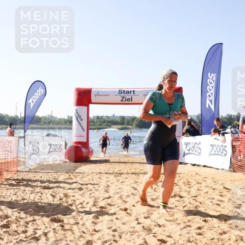 01.09.2024 - 17. Tribühne Triathlon Luisa Fischer http://msf.ph/oto/6923437 01.09.2024 10:05:11 Schwimmen 147, 150, 1065, 1074, 1077 meine-sportfotos.de